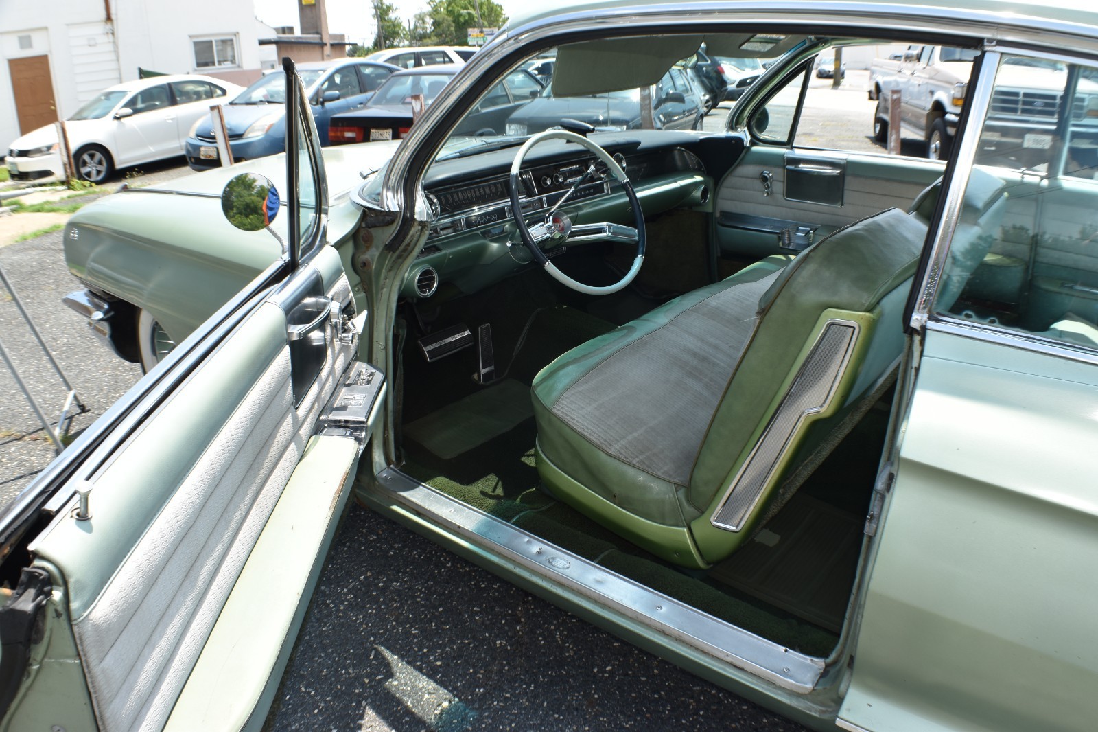 Cadillac-DeVille-1961-Coupe-18