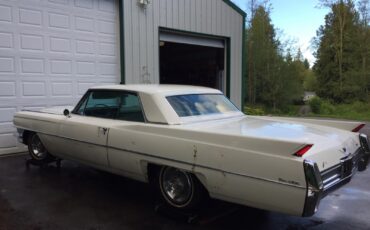 Cadillac-DeVille-1964-Coupe-2