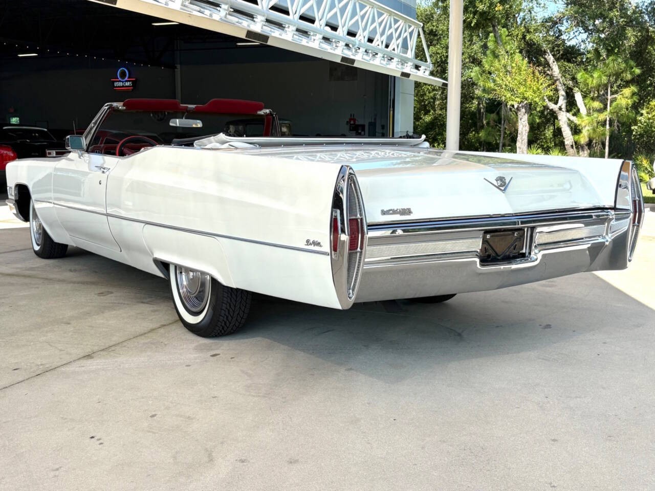 Cadillac-DeVille-1968-Convertible-10
