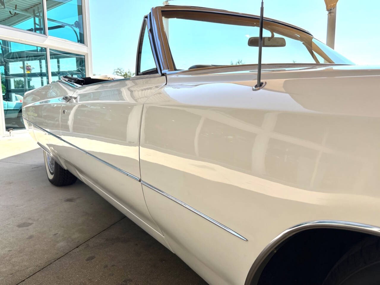 Cadillac-DeVille-1968-Convertible-19