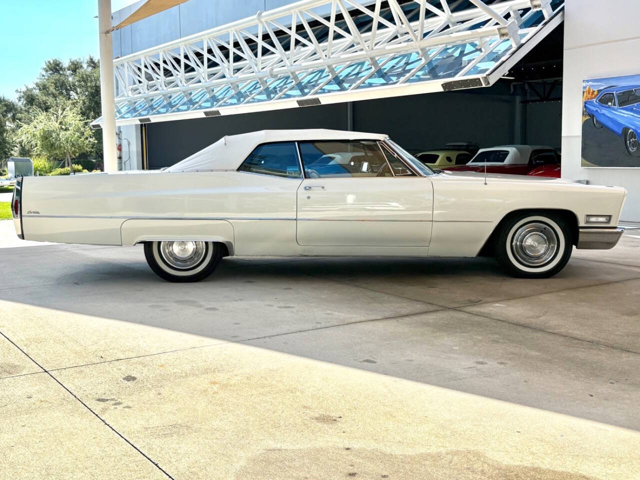 Cadillac-DeVille-1968-Convertible-23