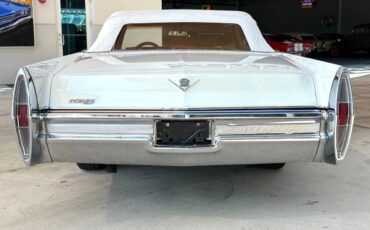 Cadillac-DeVille-1968-Convertible-24