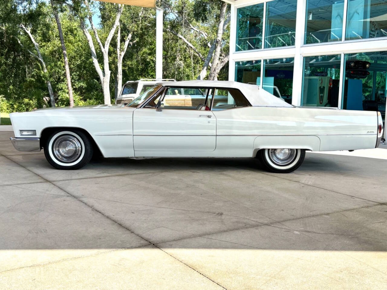Cadillac-DeVille-1968-Convertible-25
