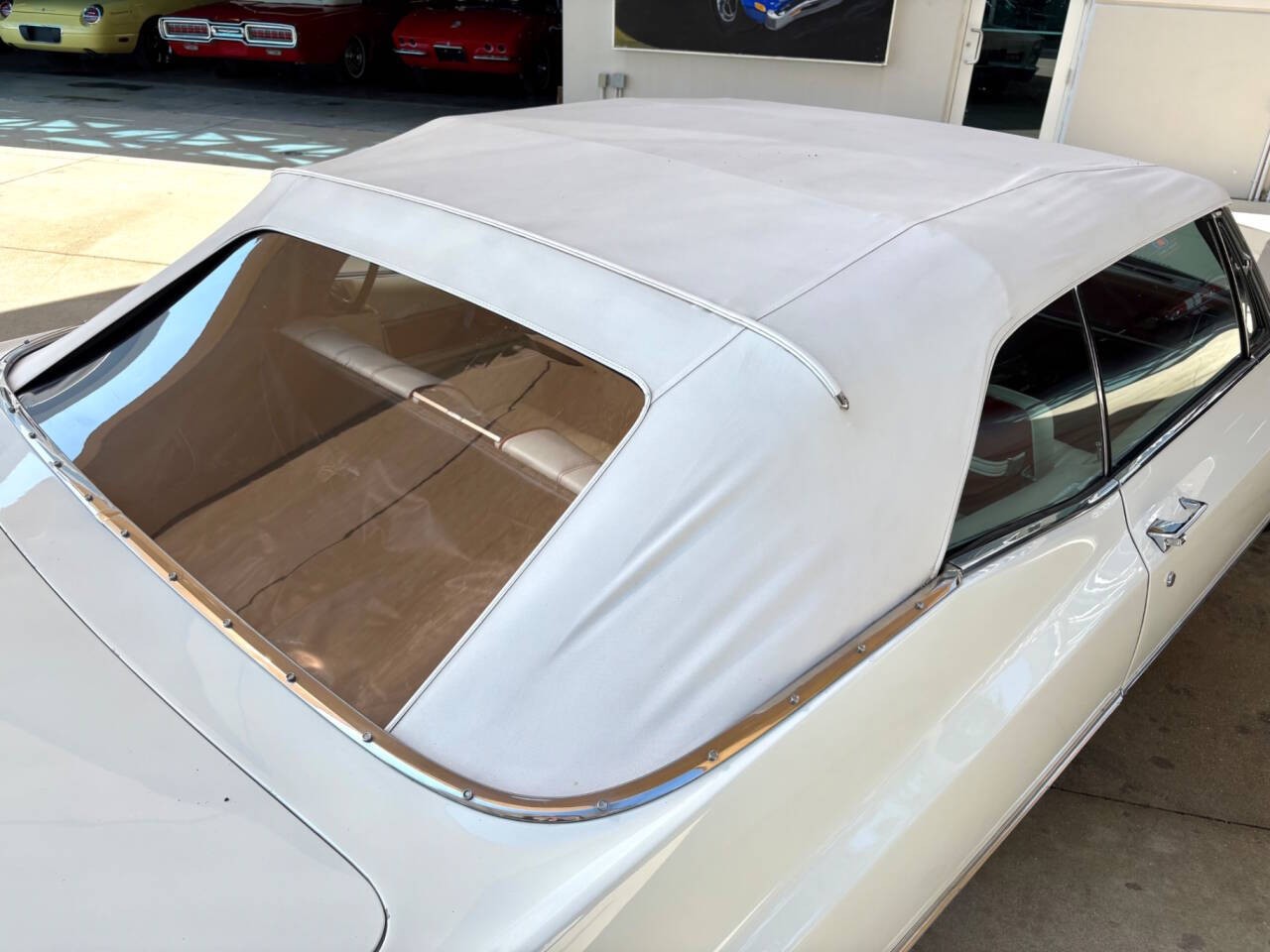Cadillac-DeVille-1968-Convertible-27