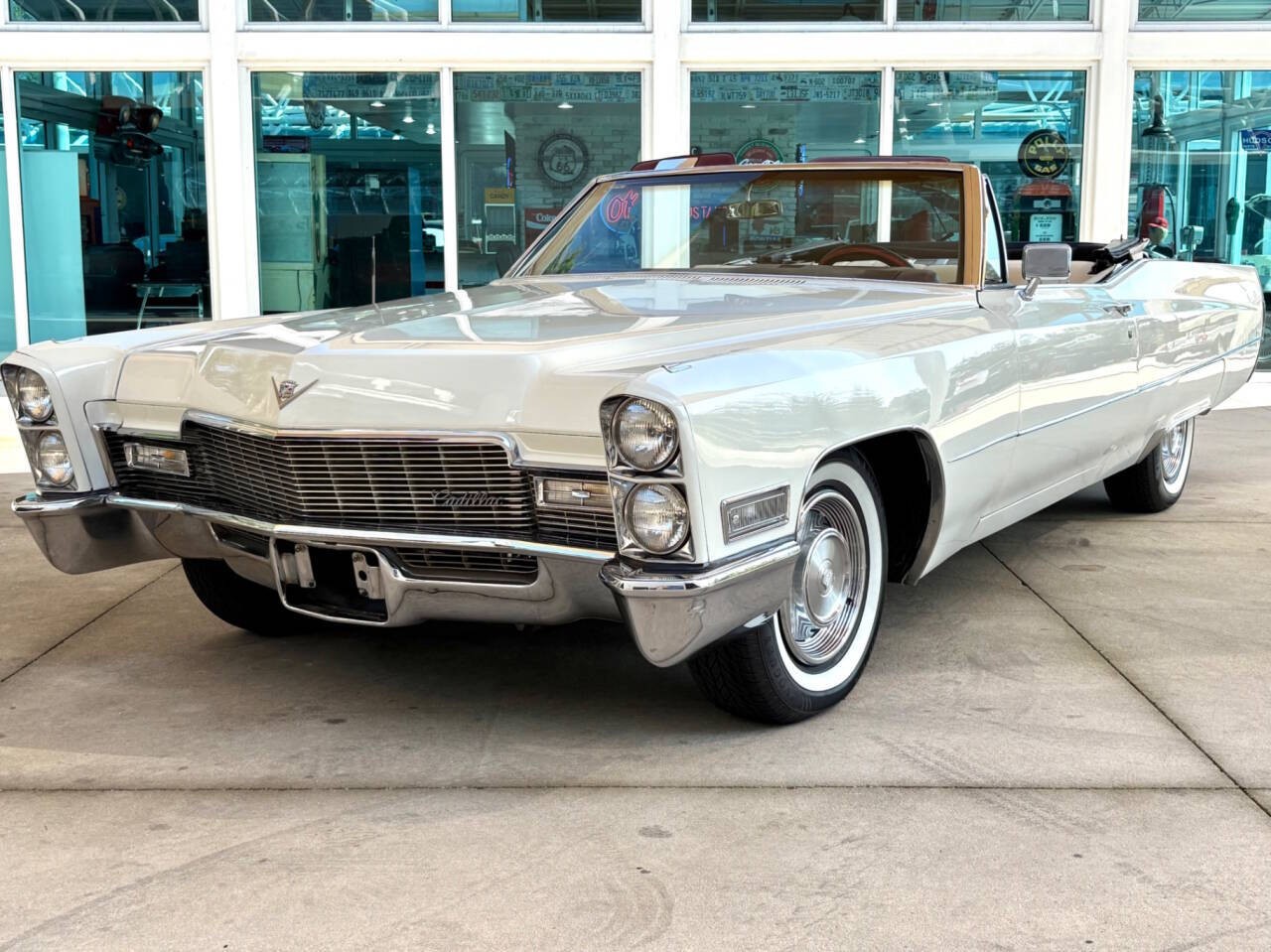 Cadillac DeVille 1968 Convertible