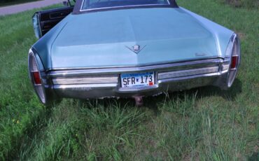 Cadillac-DeVille-1968-Coupe-15