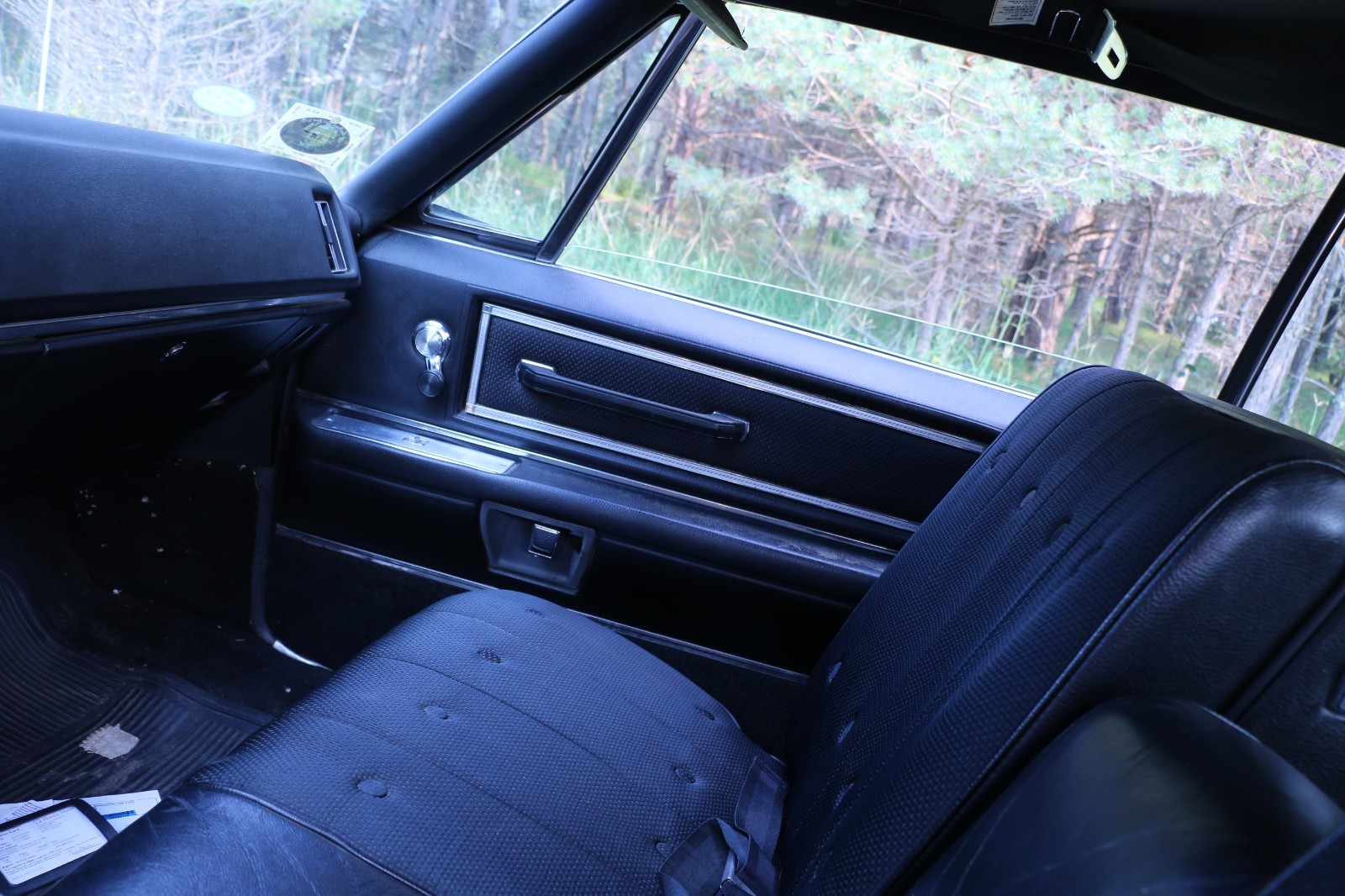 Cadillac-DeVille-1968-Coupe-9