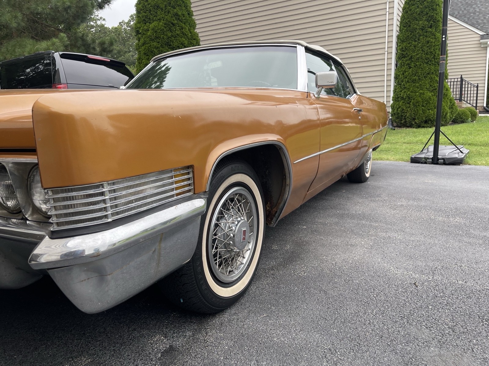 Cadillac-DeVille-1970-10