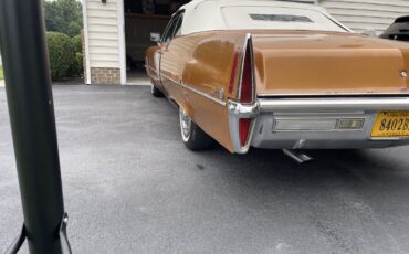 Cadillac-DeVille-1970-11