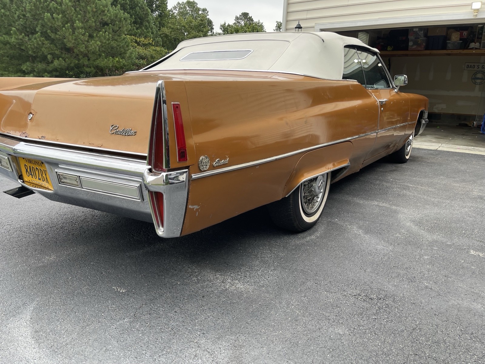Cadillac-DeVille-1970-12