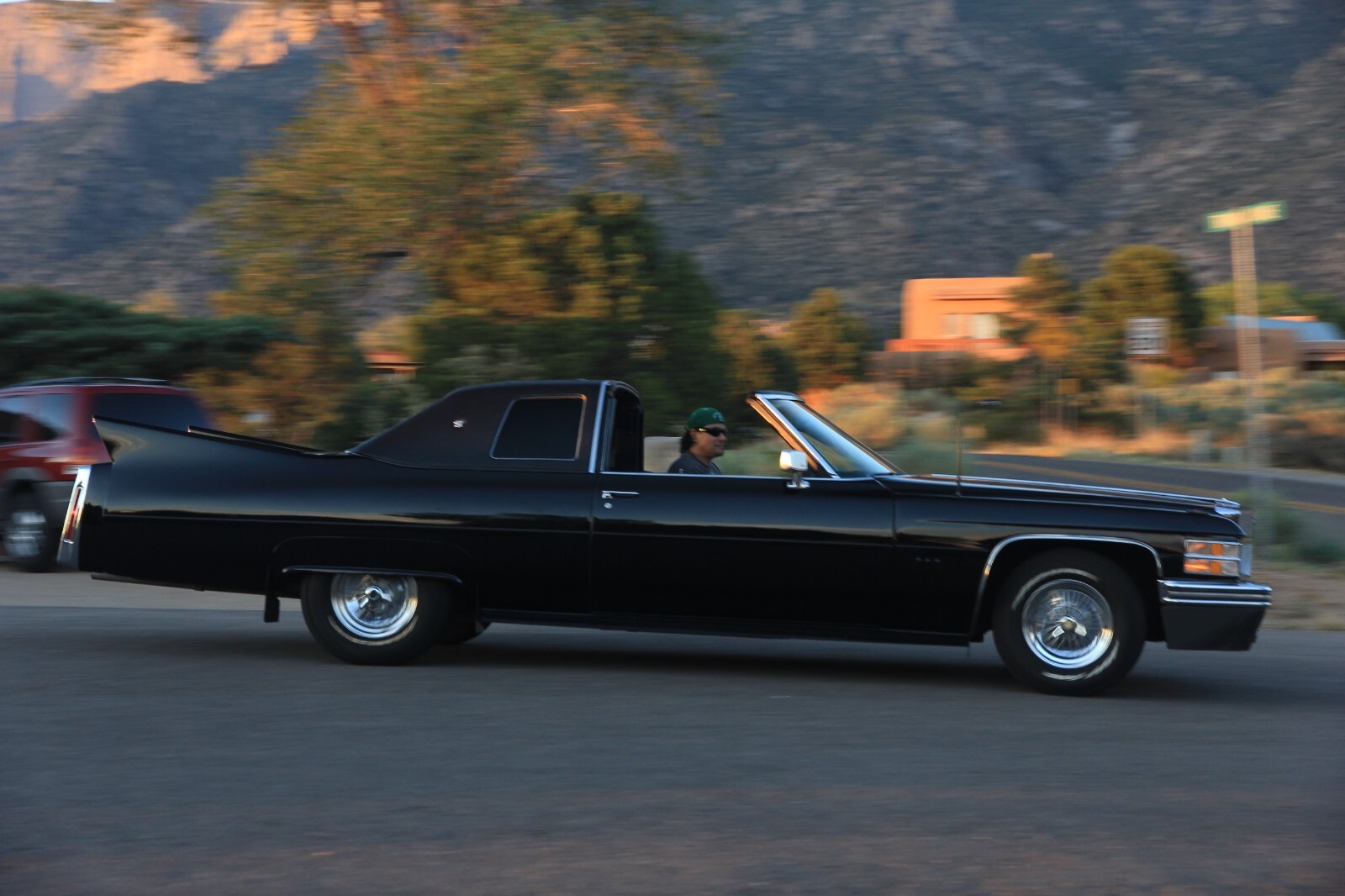 Cadillac-DeVille-1974-Coupe-14