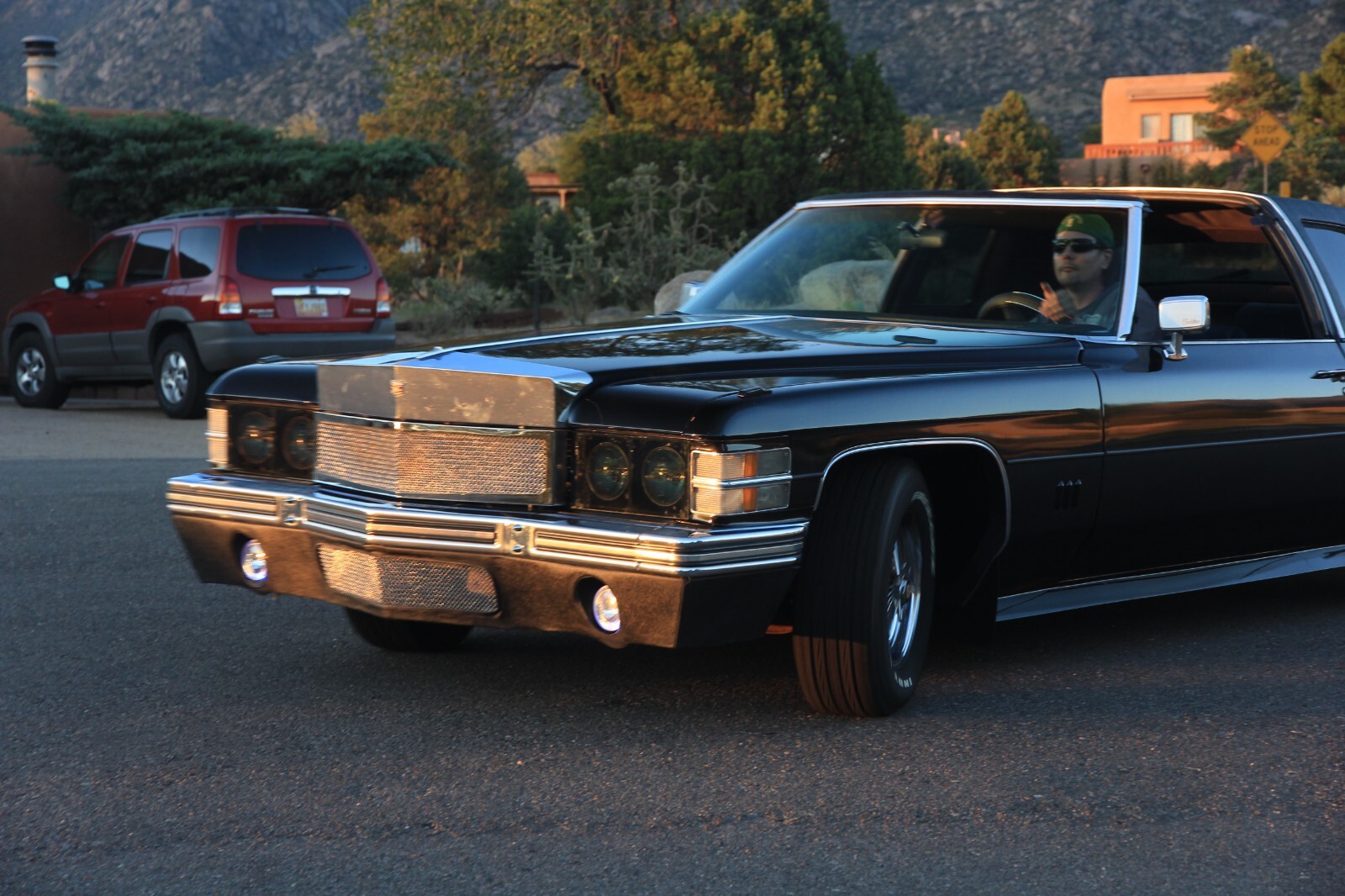 Cadillac-DeVille-1974-Coupe-17