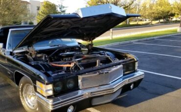 Cadillac-DeVille-1974-Coupe-19
