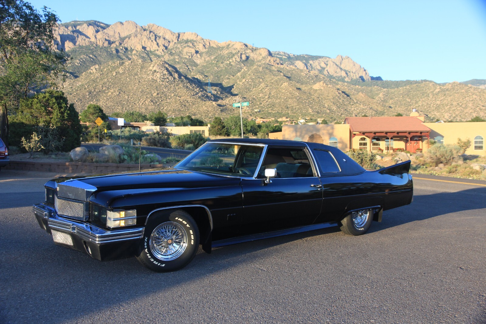 Cadillac-DeVille-1974-Coupe-6