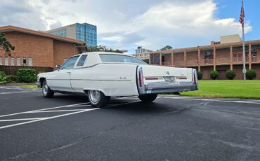 Cadillac-DeVille-1976-Coupe-1