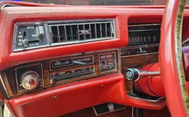 Cadillac-DeVille-1976-Coupe-21