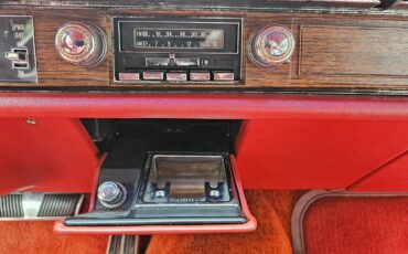 Cadillac-DeVille-1976-Coupe-24