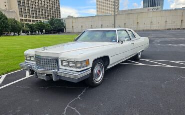 Cadillac-DeVille-1976-Coupe