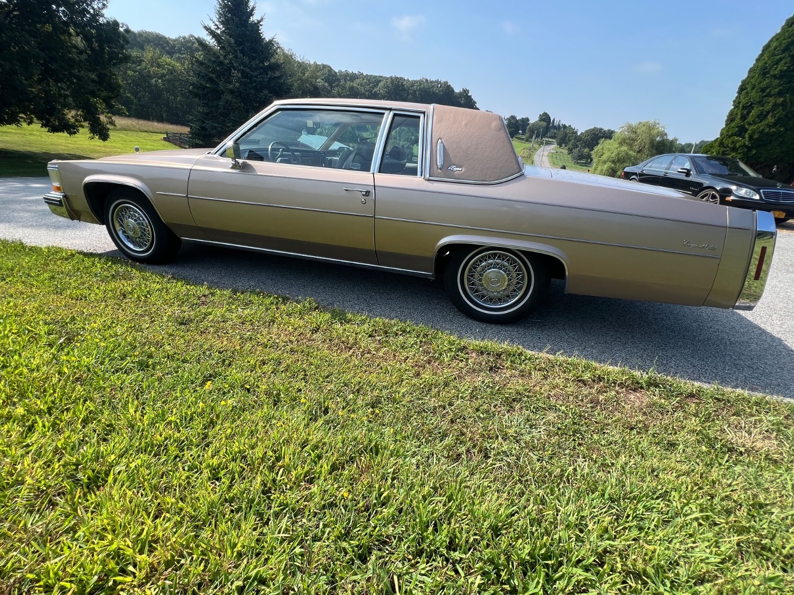 Cadillac-DeVille-1980-Coupe-1