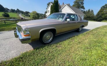 Cadillac-DeVille-1980-Coupe-3