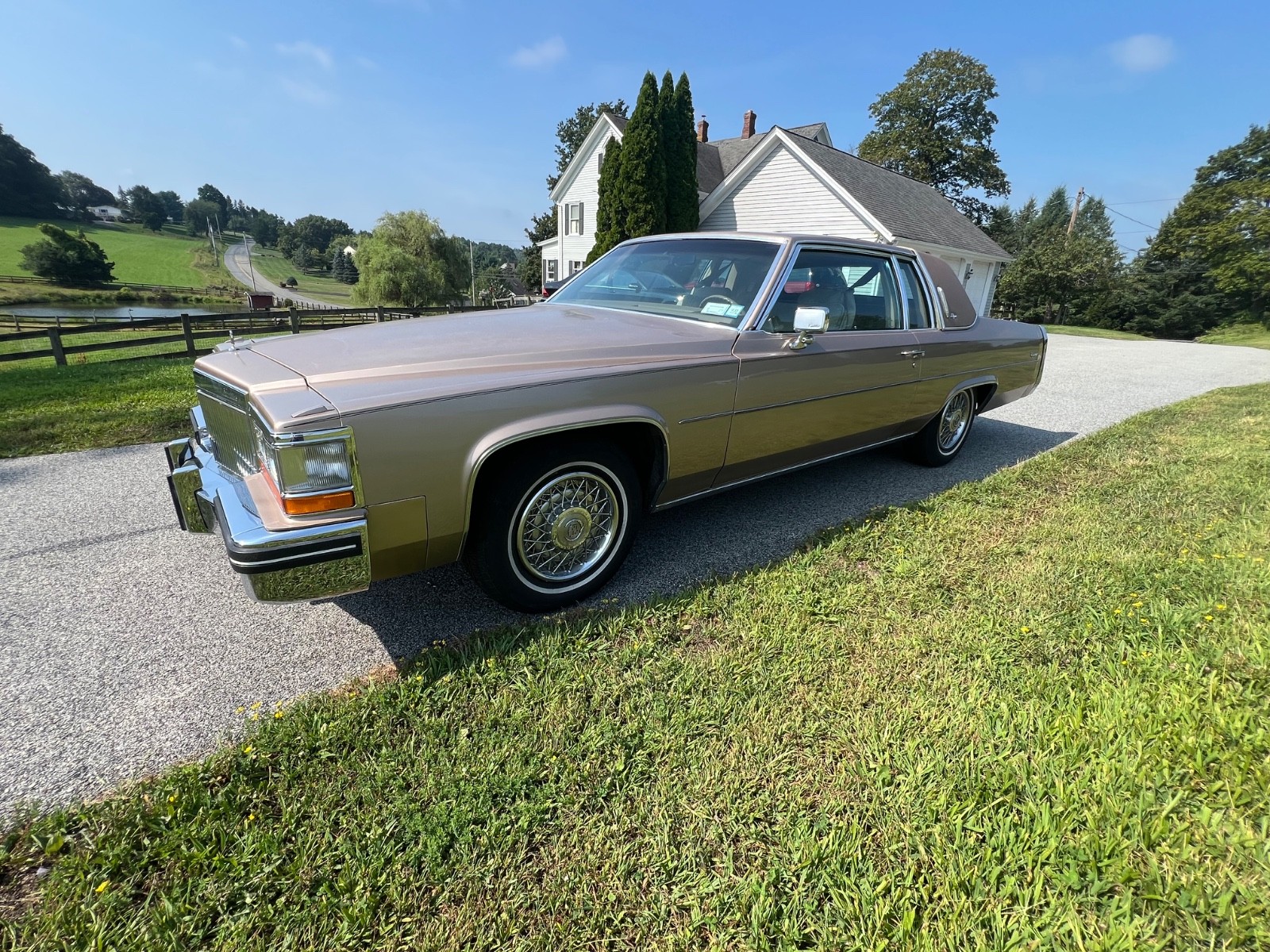 Cadillac-DeVille-1980-Coupe-3