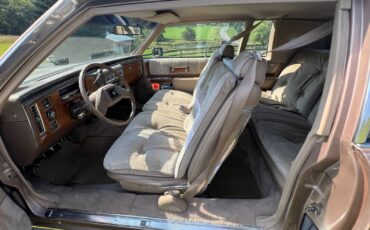 Cadillac-DeVille-1980-Coupe-5
