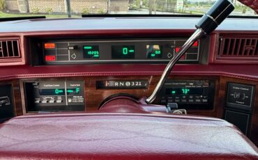 Cadillac-DeVille-1990-Sedan-7