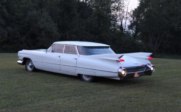 Cadillac-Deville-1959-white-teal-5