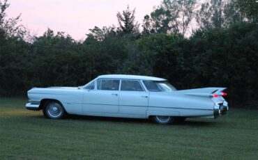 Cadillac-Deville-1959-white-teal-6