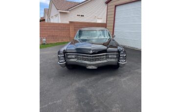 Cadillac-Deville-1966-Black-White-9