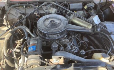 Cadillac-Deville-1967-Regent-Maroon-Ivory-9