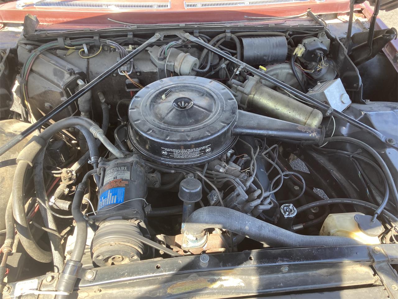 Cadillac-Deville-1967-Regent-Maroon-Ivory-9