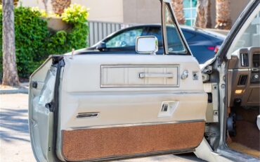 Cadillac-Deville-1968-Beige-Cream-15