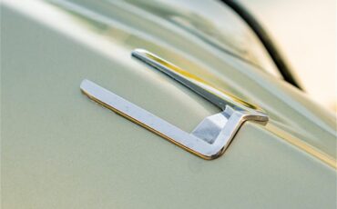 Cadillac-Deville-1968-Beige-Cream-16