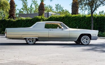Cadillac-Deville-1968-Beige-Cream-18