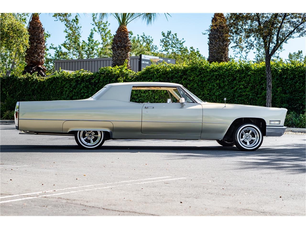 Cadillac-Deville-1968-Beige-Cream-18