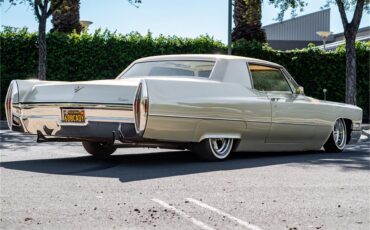 Cadillac-Deville-1968-Beige-Cream-21