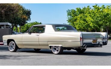 Cadillac-Deville-1968-Beige-Cream-23