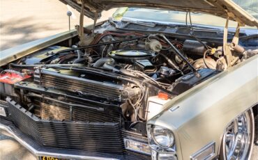 Cadillac-Deville-1968-Beige-Cream-29