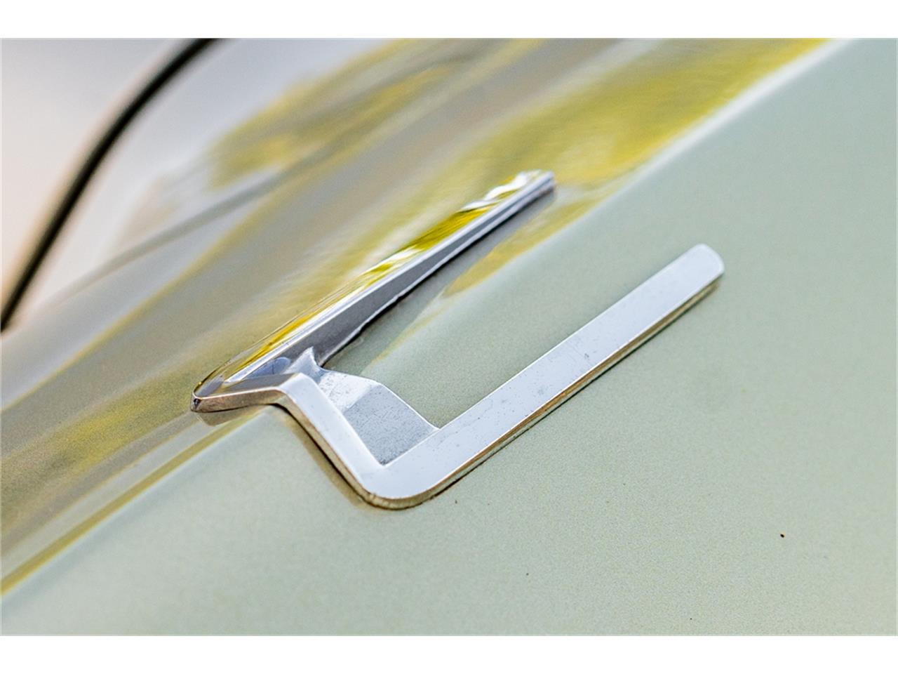 Cadillac-Deville-1968-Beige-Cream-3