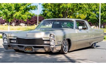 Cadillac-Deville-1968-Beige-Cream