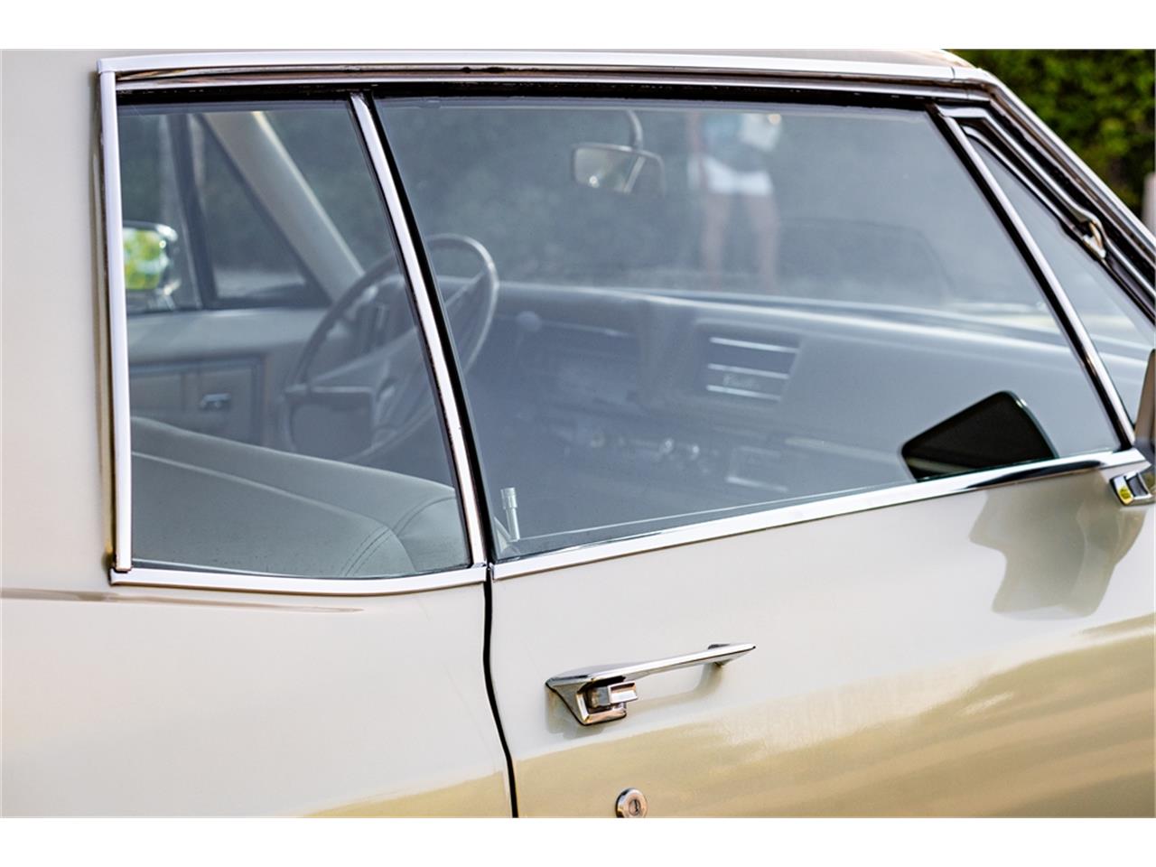 Cadillac-Deville-1968-Beige-Cream-47