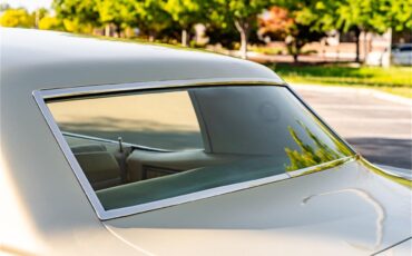 Cadillac-Deville-1968-Beige-Cream-48