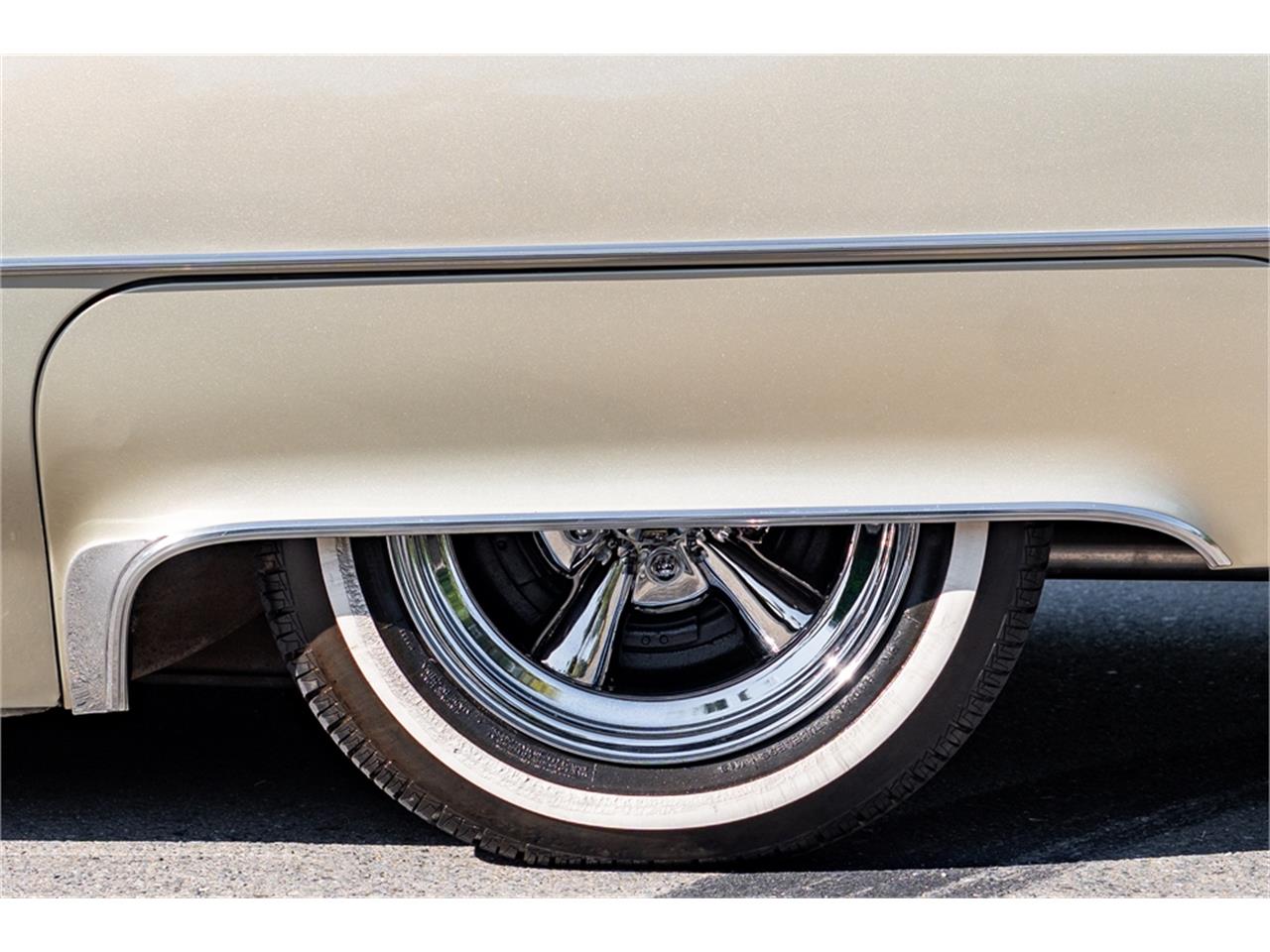 Cadillac-Deville-1968-Beige-Cream-64