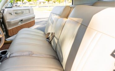 Cadillac-Deville-1968-Beige-Cream-67