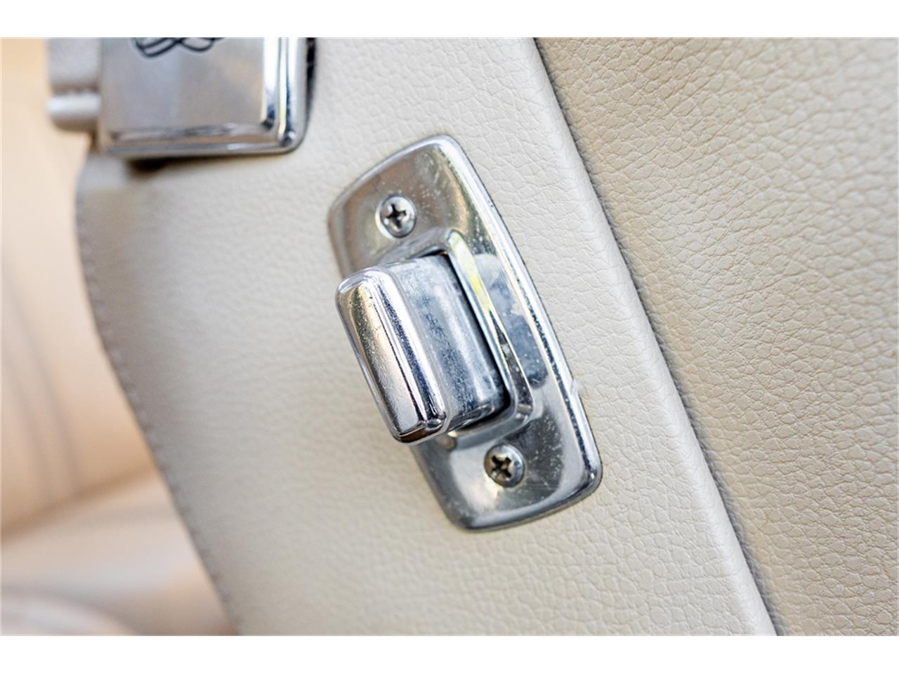 Cadillac-Deville-1968-Beige-Cream-83