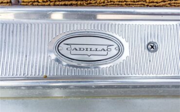 Cadillac-Deville-1968-Beige-Cream-84