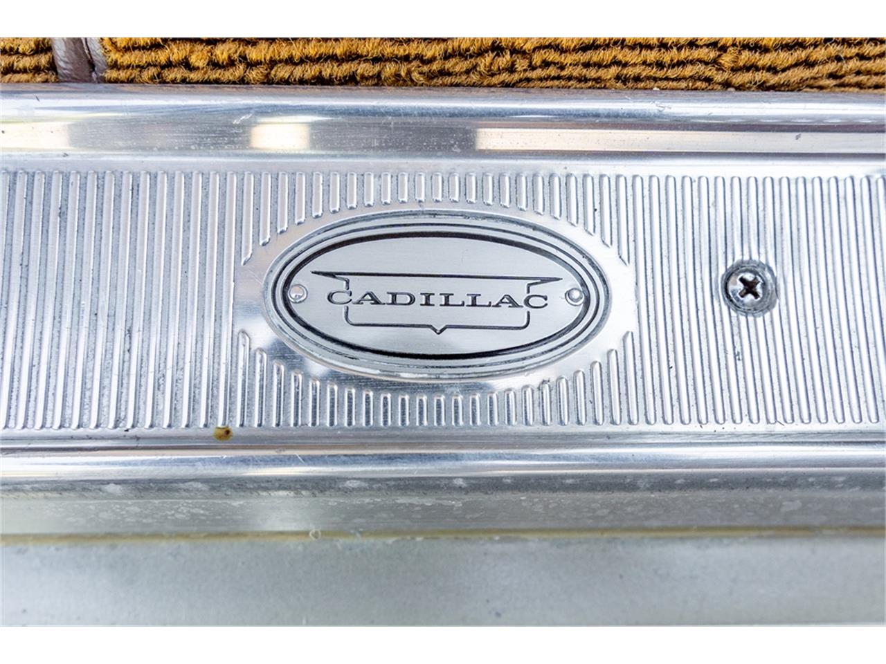 Cadillac-Deville-1968-Beige-Cream-84