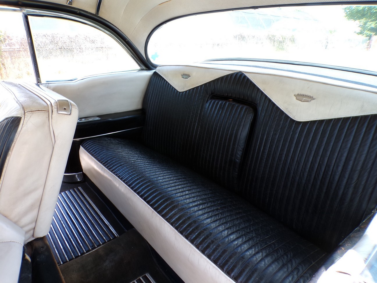 Cadillac-Eldorado-1956-Coupe-12