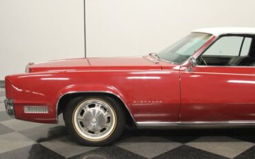 Cadillac-Eldorado-1967-Flamenco-Red-Black-and-White-32
